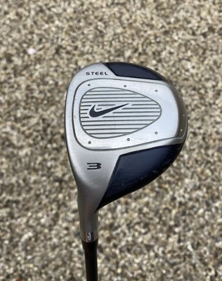 Nike Steel Right Handed Graphite Shafted Youth’s 3 Wood. - Image 1 of 4