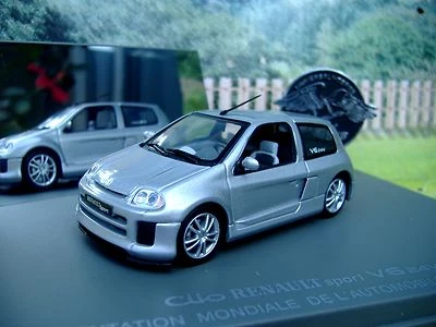 1/43 Universal Hobbies Renault Clio Sport 1998 Foto 1 de 2