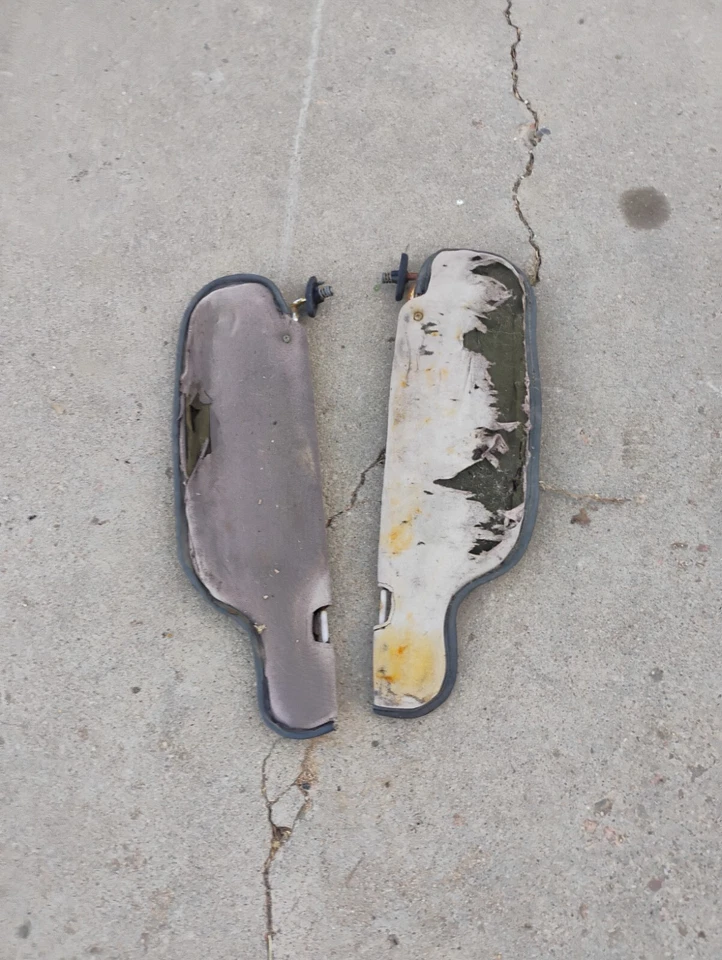 Par de quebra-sol 79-83 Datsun 280zx esquerda e direita - Imagem 1 de 1