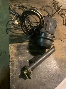 1964 Cadillac temp Control Vacuum Servo Unit With Extras - Picture 1 of 9