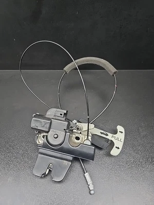 Actuador de cierre de bloqueo de maletero trasero Infiniti M37 2011-2013 OEM Foto 1 de 4