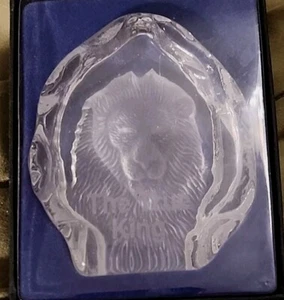 THE TRUE KING Glass Image Of Lion Head Paperweight CHRISTIAN 3" tall x 2.5" x 1" - Picture 1 of 10