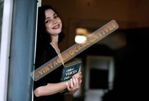 "Retrato a color NANCI GRIFFITH NASHVILLE '92 - FOTO DE ARCHIVO DE BELLAS ARTES (8,5""x11") - Imagen 1 de 1