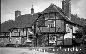 Crondall Hampshire The Plume Of Feathers Inn Village Szene 35 mm negativ CP86 - Bild 1 von 1