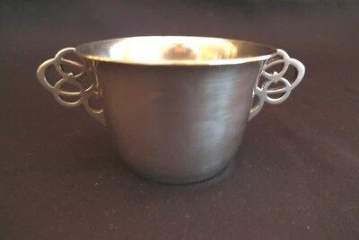 ANTIGUA TAZA DE PLATA ESTERLINA CON MANGO PARA BEBÉ NIÑO WATSON CO PLATEROS 1920 Foto 1 de 4