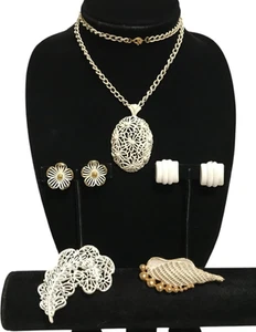 Vintage to Modern ALL SIGNED Lisner Monet Sarah Coventry Jewelry Lot White Paint - Picture 1 of 8