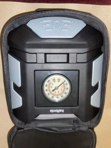 Halfords Analogue Tyre Inflator Product number 514318 EAN 5057901514315 Refurbis - Picture 1 of 3