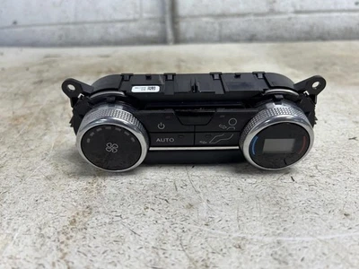 Controlador de temperatura trasero automático Ford Expedition 2021 OEM ID LL1T18C612CC Foto 1 de 4