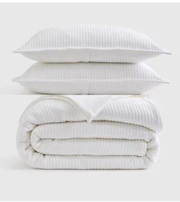 NWOT QUINCE ORGANIC COTTON MATELASSE COVERLET SET KING CAL KING WHITE SOLD OUT! - Image 1 of 4