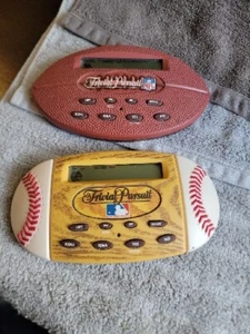 Parker Brothers 1998 Trivial Pursuit NFL MLB FOOT BASE BALL Handheld Games Set 2 - Picture 1 of 4