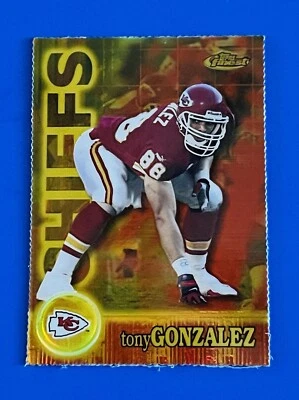 2000 Topps Finest Tony Gonzalez Chiefs Die-cut Gold Refractor Card #39; #d /300 - Image 1 of 2