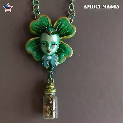 Green Witch Wicca Talisman Amulet Pendant Charm Forest Four Leaf Clover Gold Urn - Image 1 of 4