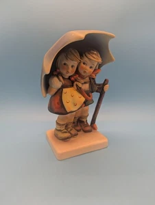 Vintage Hummel Stormy Weather 71 Figur 6" TMK-5 Goebel W Germany NEUWERTIG - Bild 1 von 9