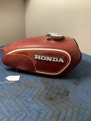 Honda CL350 CL 350 1972 Scrambler tanque de gasolina emblemas del tanque de combustible y tapa de gasolina Foto 1 de 4