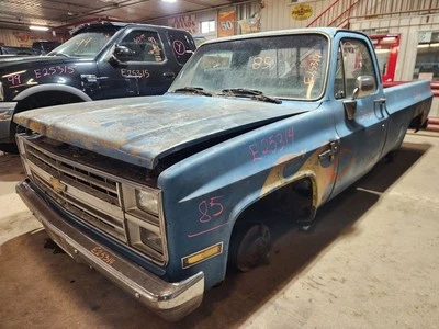 Core Long Block Engine 8-350 5.7L VIN M Fits 75-85 CHEVROLET 10 PICKUP 1237845 - Image 1 of 4