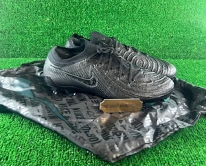 Nike Phantom GX 2 Elite FG Soccer Cleat Black FJ2559-002 Men 7.5 / Women 9 - Picture 1 of 5