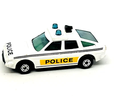 Matchbox International 8 Rover 3500 Police Car, white, blue windows mint!! - Image 1 of 3