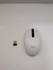 Logitech G305 LIGHTSPEED Wireless Gaming Mouse With Receiver Tested - Picture 1 of 6