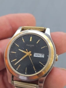 Vintage Pulsar Dress Watch Black Dial Day/Date w/ Band VJ33-X008 - Picture 1 of 10