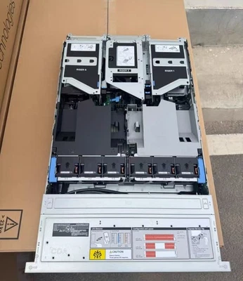 Dell R7725 PowerEdge 2U Server 8x NVMe + 16 SAS/SATA backplane 2x 1500W PSU. - Image 1 of 4