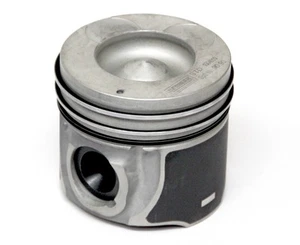 Piston for Hyundai H-1, H350, Porter, i800 & iLoad 2.5 16v CRDi D4CB - Picture 1 of 2