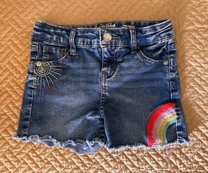 Cat & Jack Girls Jean Denim Short Shorts S (6-6X) Cut Off Patches Embroidered - Picture 1 of 3