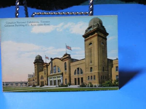 Vintage Postkarte - C.N.E. Kolosseum Gebäude - 8-1/2 Hektar unter einem Dach - unbesendet - Bild 1 von 2