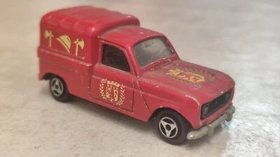 MAJORETTE Renault 4 L n.230 - scala 1:55 - Immagine 1 di 3