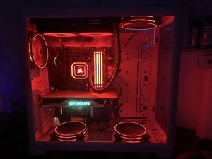 Pc Gamer - Picture 1 of 9