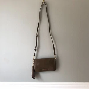 Tommy Hilfiger Messenger Bag Crossbody Handbag Brown Leather Flap Satchel Gold - Picture 1 of 12