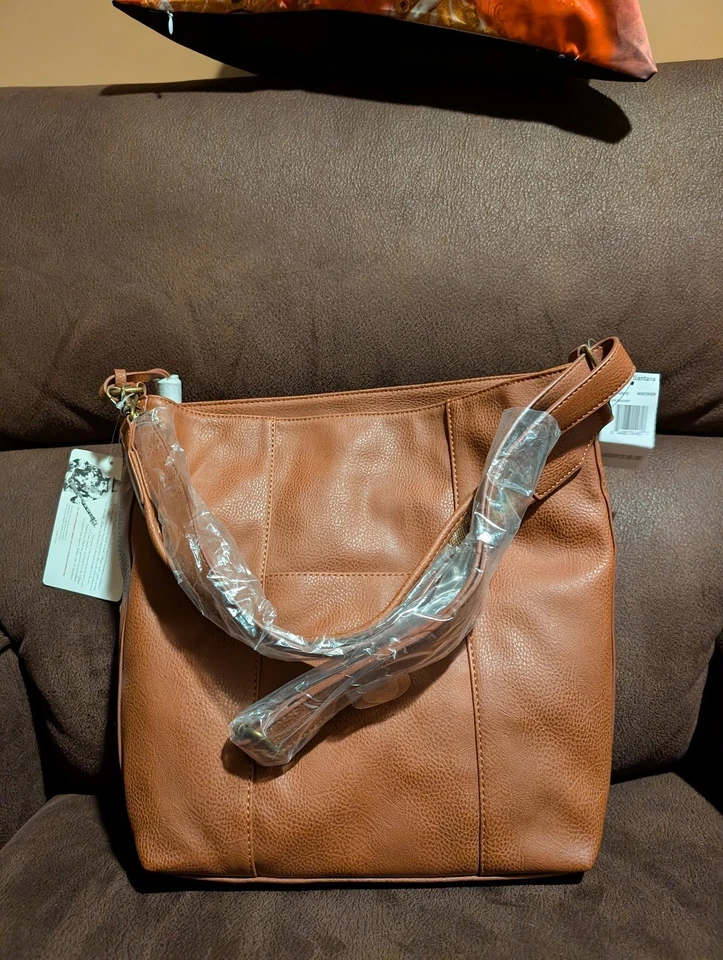 Bolso Tour Carlos by Carlos Santana Bucket Patchwork, Whisky, Nuevo con etiquetas Foto 1 de 4