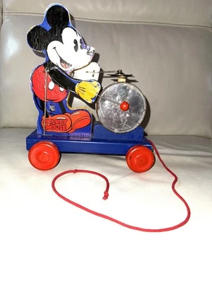 Reproducción Oficial Fisher Price Tambor y Platillo Mickey Mouse Juguete Pull Along Foto 1 de 4
