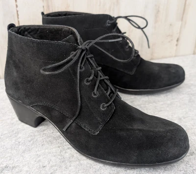 Clarks Bendables 2.5" Heel Ankle Bootie Size 11W Black Suede Lace Up Office Goth - Image 1 of 4