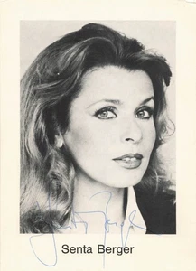 Senta Berger, Original, alte Autogrammkarte, u.a. "Willkommen bei den Hartmanns" - Picture 1 of 1
