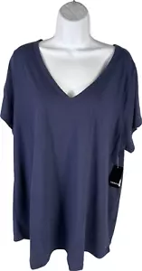 NEW Torrid Women’s Navy Blue Classic Fit Short Sleeve V-Neck T-Shirt - Plus 3X - Picture 1 of 4