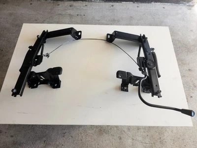 Soporte de asiento de banco ajustable 86-92 OEM Jeep Comanche MJ Foto 1 de 4