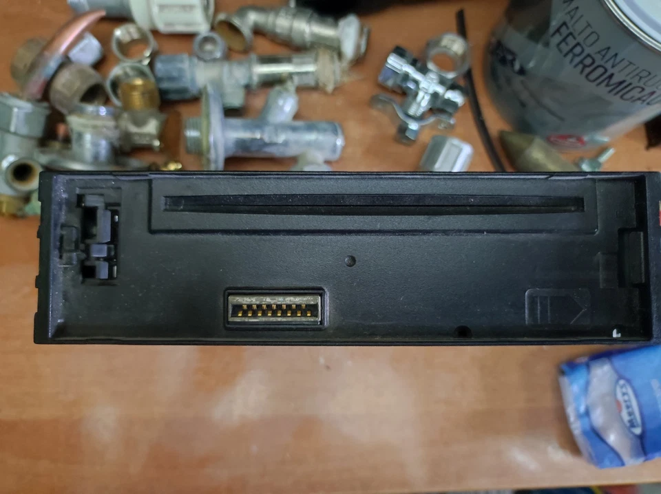 Autoradio Kenwood - Immagine 1 di 3