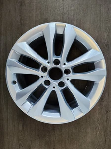 1 Mercedes Benz C Klasse W205 17" Alufelge A2054018000 - Bild 1 von 2