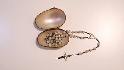 Ancien Chapelet en nacre argent dans sa boite écrin coquille nacre XIXe siècle - Photo 1/4