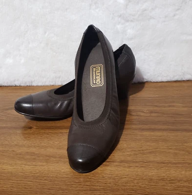 Munro 7 M Cuero Marrón Cómodo Bloque Tacones Bombas Gorra Puntera Zapatos Carrera Cómodos Foto 1 de 4