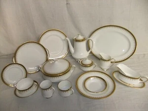 Paragon Athena - gilded vintage fine bone china tableware - 9B4A # - Picture 1 of 31