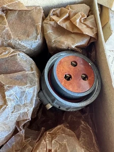 Connector 2RTT40KPE3G21V ( 2РТТ40КПЭ3Г21В ) NOS USSR Lot 1pcs+ - Picture 1 of 4
