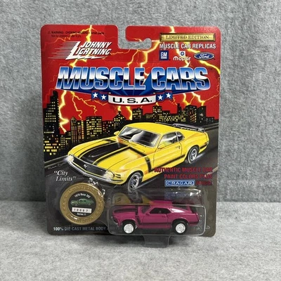 Johnny Lightning Muscle Cars EE. UU. 1970 Boss 302 púrpura fundido a presión 1:64 - Nuevo en paquete Foto 1 de 4
