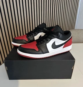 Nike Air Jordan 1 Low - Black/White/Varsity Red - Größe 12 US 46 EU - Bild 1 von 7