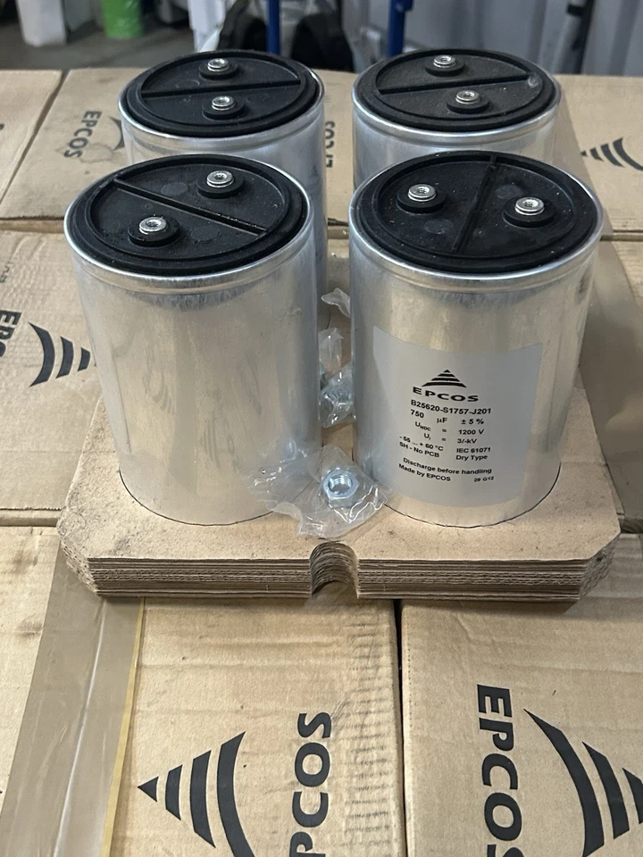 EPCPS Kondensator B25620-S1757-J201 - Bild 1 von 1