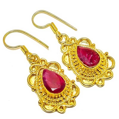 Pendiente antiguo enchapado en oro amarillo de 18k con piedras preciosas de rubí (simulado) 1,76" E7-578 Foto 1 de 3