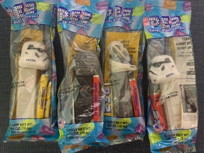 Lot Of 4 Pez Dispensers Star Wars - Image 1 of 2