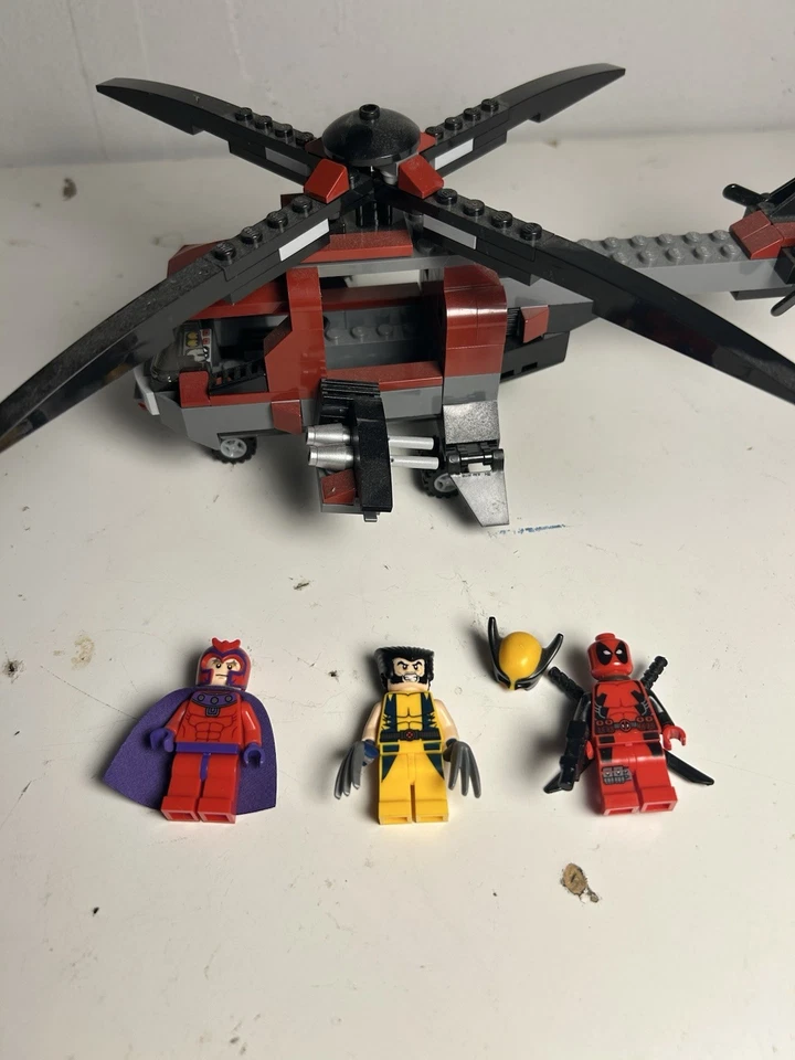 LEGO Marvel: Wolverine's Chopper Showdown (6866) todas las minifiguras Foto 1 de 4