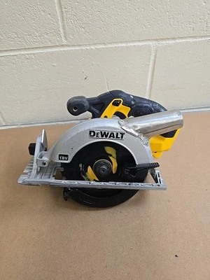 DEWALT DCS391 CIRCULAR  SAW 18V XR BARE UNIT NO BLADE - Image 1 of 4