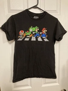 Super Mario Bros Beatles Abbey Road T-Shirt size Small Toad Yoshi Luigi Mario - Picture 1 of 3